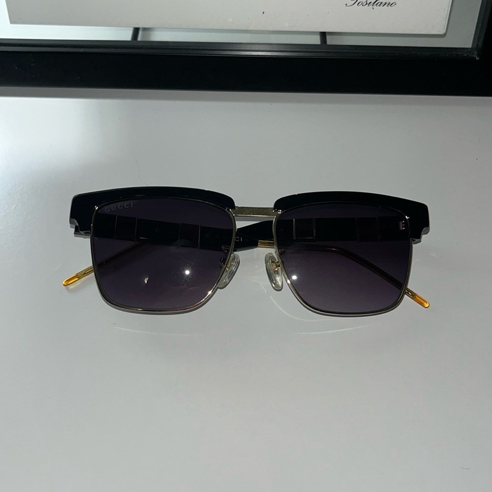 Gucci GG0603S - 001 Sunglasses Blk-Brwn-Gld w/ Blk lens 56mm (see description)